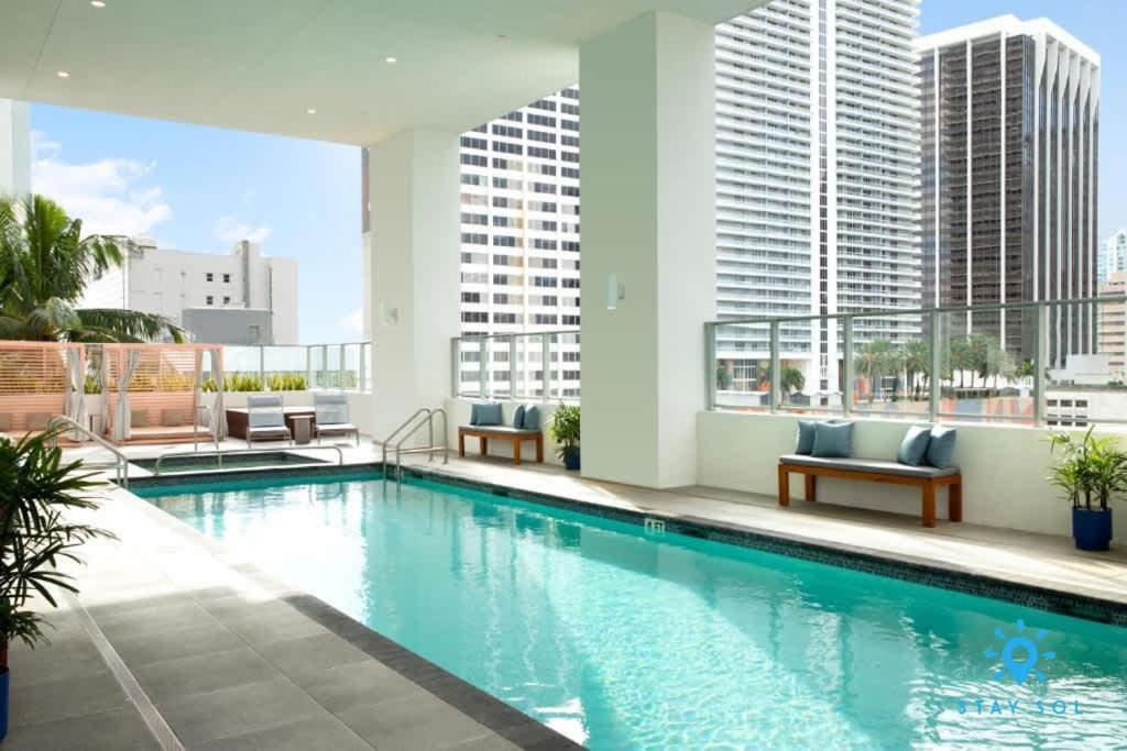 Beautiful Amazing Pool Gym Bar And Ferienhaus Miami